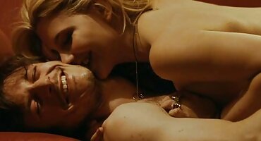 học sinh sex nhau Đen làm sạch phụ nữ làm cho pim xes tình dục ăn mặc cho tiền.